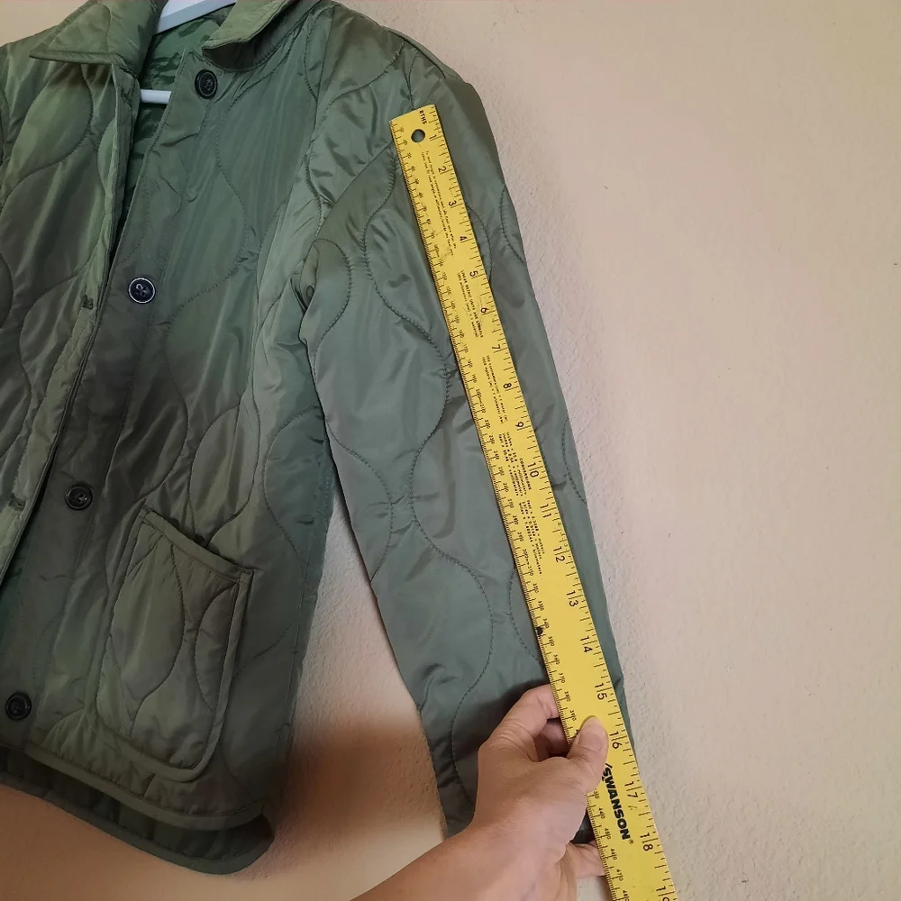 Lightweight Water Resistant Army Green Quilted Puffer Jacket Olive